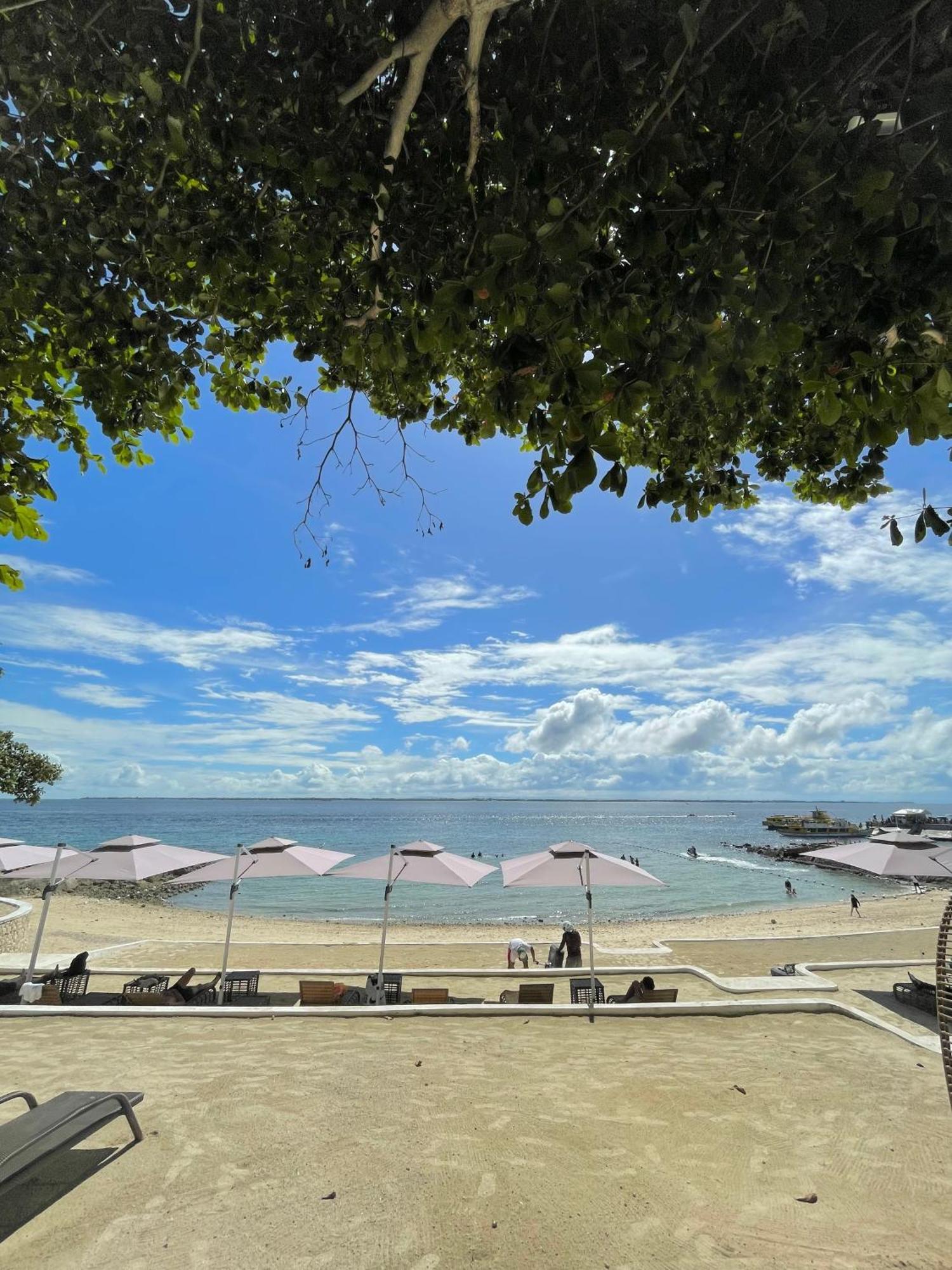 The Beach Suite At The Mactan Newtown Lapu-Lapu City Eksteriør billede